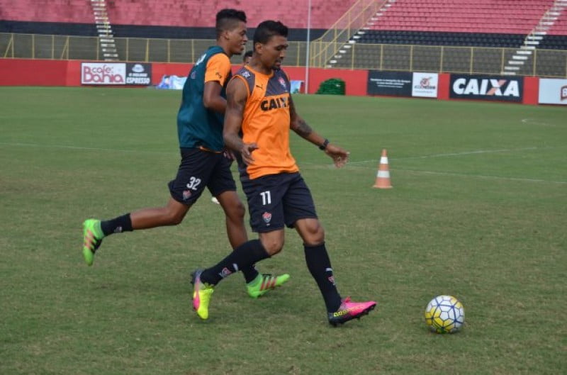  Vitória se prepara para jogo contra o Grêmio