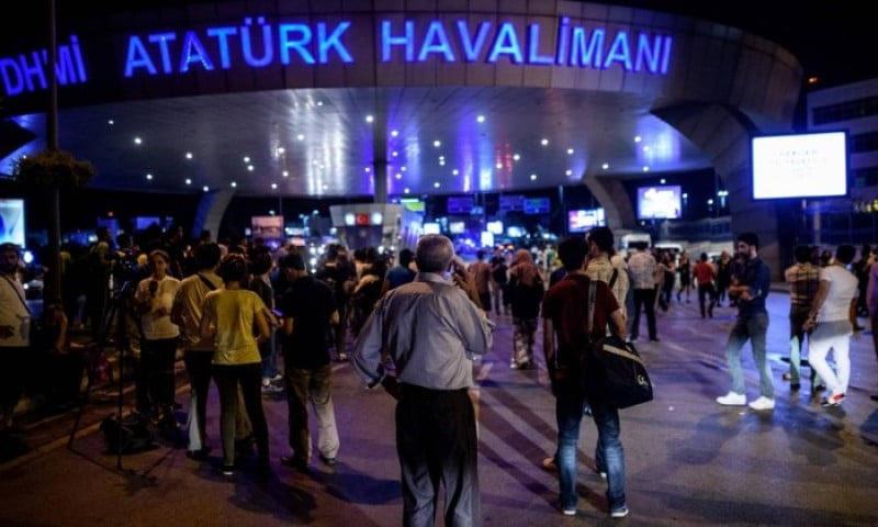  Sobe para 41 número de mortos em atentado na Turquia