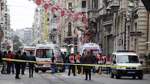  Polícia encontra passaportes de homens-bomba de Istambul