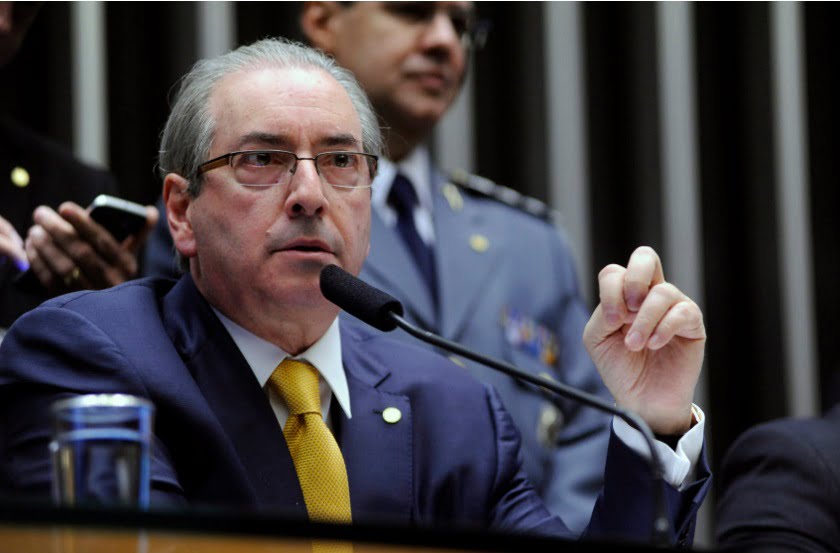  Segundo aliados, Cunha diz que pode renunciar à Câmara em troca de acordo