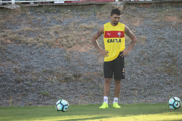  Vitória divulga relacionados para o clássico: Kieza e Farias retornam, Gabriel Xavier vetado