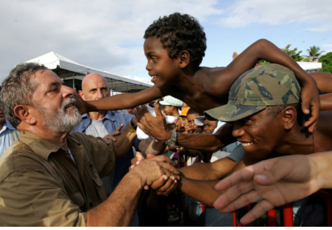  Pesquisa Vox Populi aponta vitória de Lula em eleição para presidente em 2018