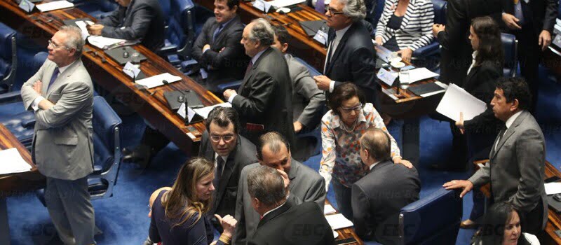  Fim do foro, reforma trabalhista e CPI da Previdência são destaques no Senado esta semana 