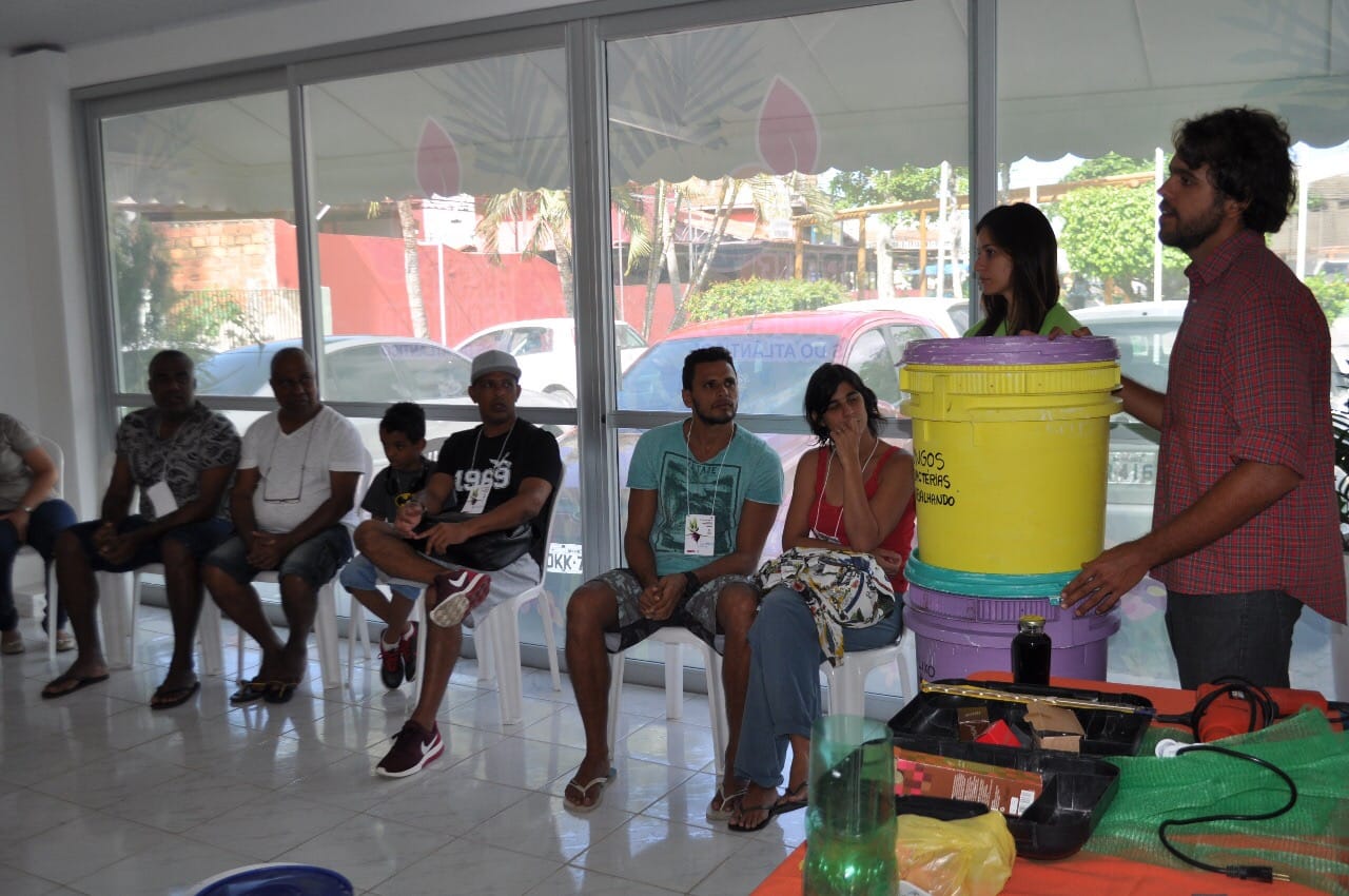  Curso no Parque Ecológico de Vilas ensina a transformar lixo em adubo