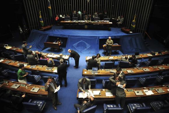  Senado pode votar reforma trabalhista na quarta-feira desta semana