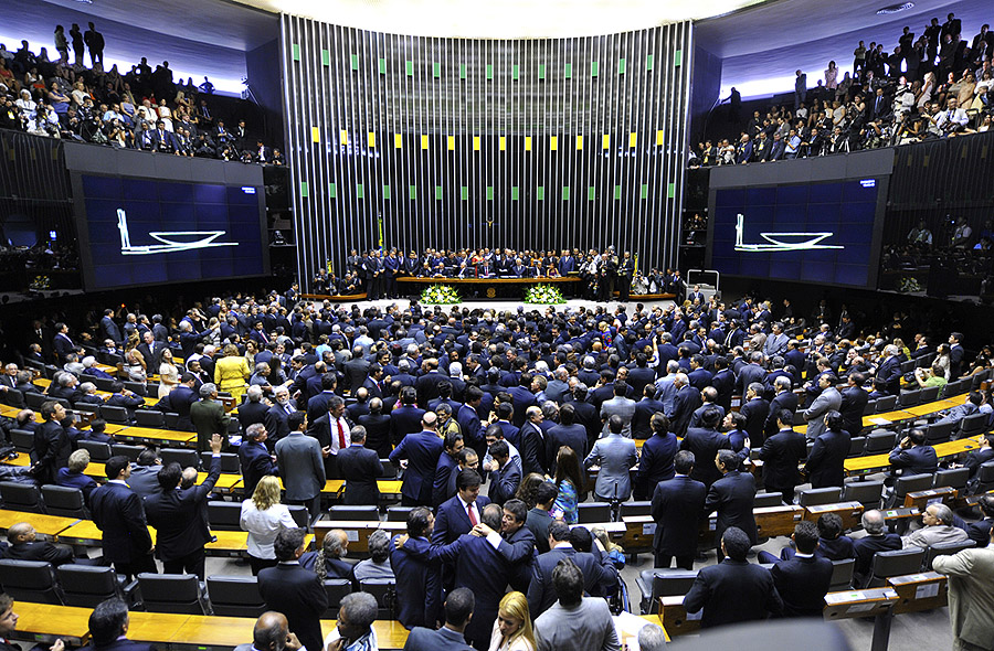  Câmara divulga detalhes da votação da denúncia contra Temer em plenário