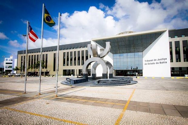 Intimações de papel serão substituídas por ligações telefônicas na Bahia
