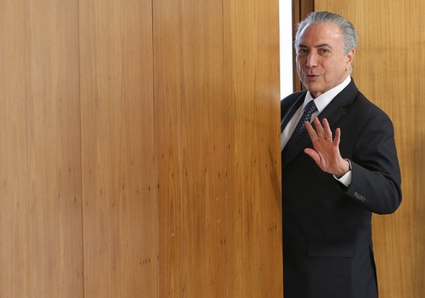  Após gravações, Temer instala ‘misturador de voz’ em gabinete