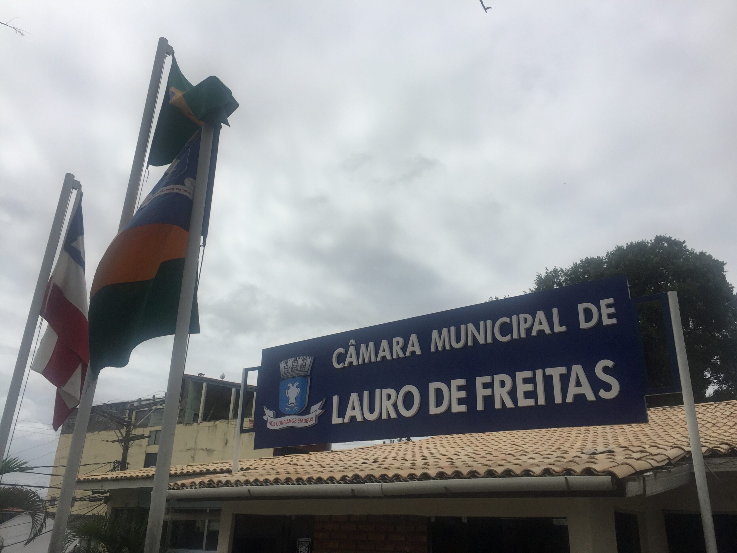  Vereadores de Lauro de Freitas retomam os trabalhos na Câmara 