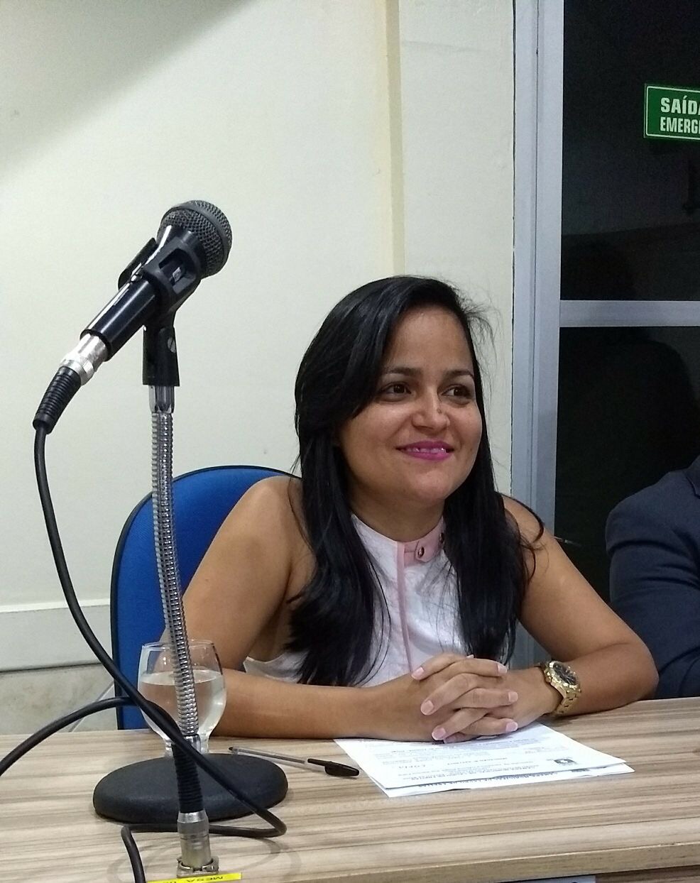 Débora Regis solicita a canalização e cobertura do canal Taubaté em Itinga
