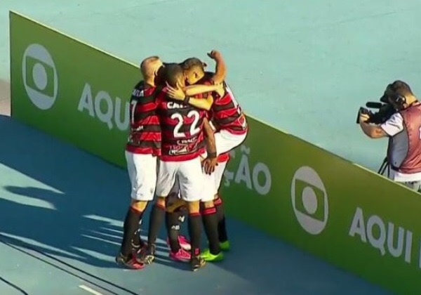  Vitória vence o Botafogo nos acréscimos e se afasta do Z-4