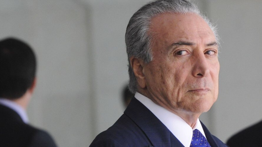  Governistas trabalham para que CCJ vote denúncia contra Temer na quarta-feira