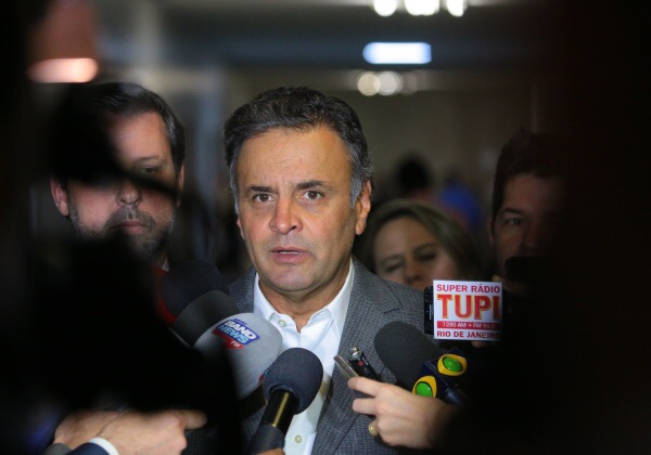  Ministro do STF manda que votação sobre caso Aécio Neves seja aberta