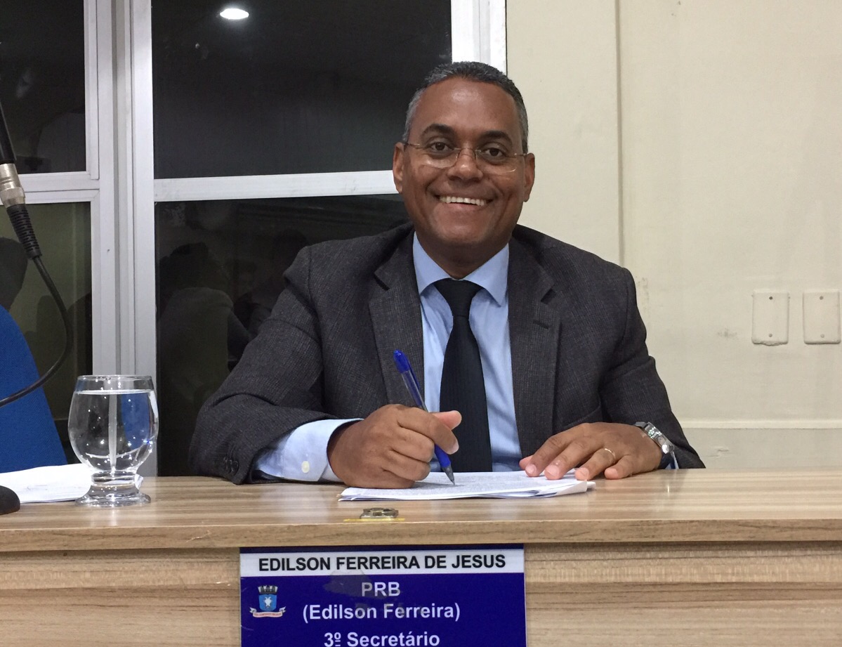  Edilson Ferreira solicita a inserção do CEP de cada endereço nas contas de água e energia. Entenda
