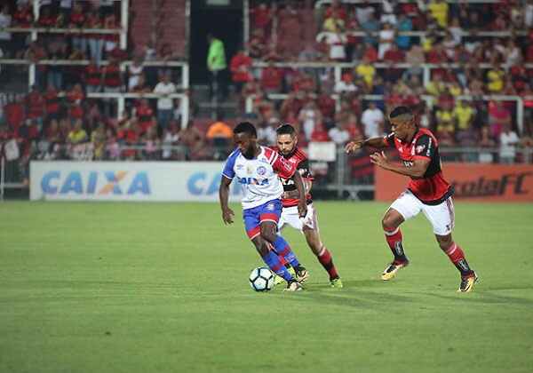Bahia perde para o Flamengo fora de casa. Tricolor segue fora do Z-4