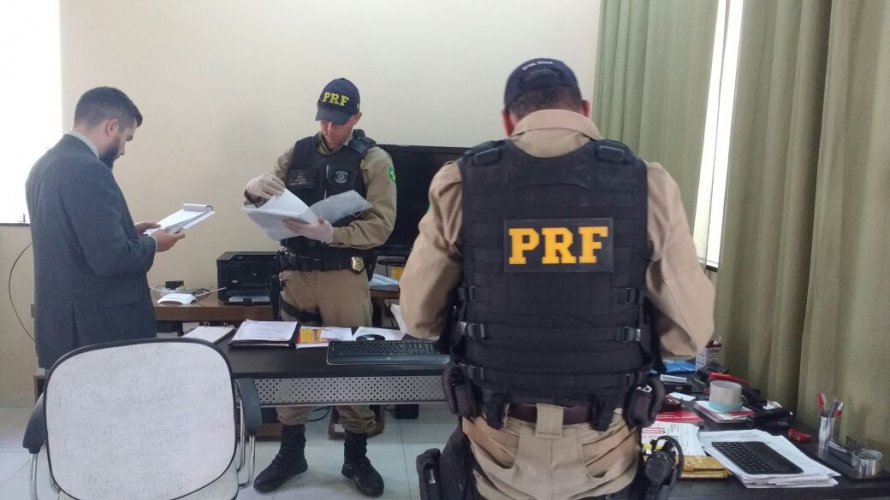 Remanso: Operação Carro Fantasma prende ex-prefeito e seis vereadores