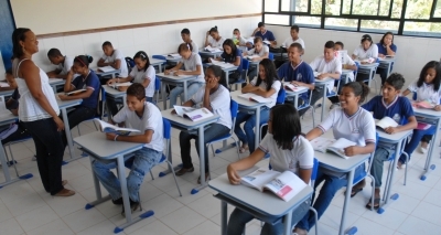  Inscrições para concurso com 3,7 mil vagas na Educação são prorrogadas