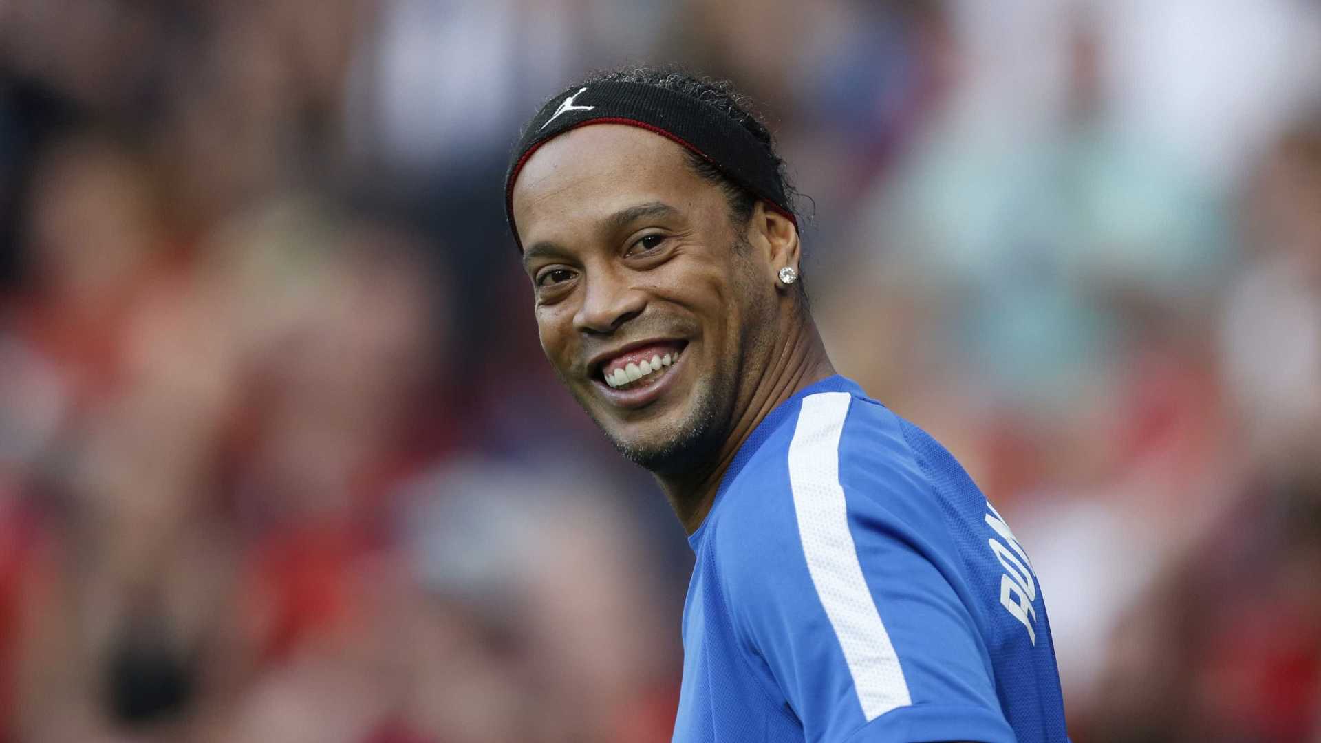  Ronaldinho se lançará candidato e estará ao lado de Bolsonaro em 2018