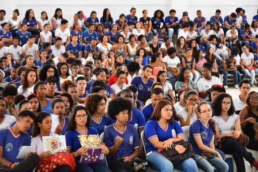 Estudantes participam de aula inaugural do MedioTec em Lauro de Freitas