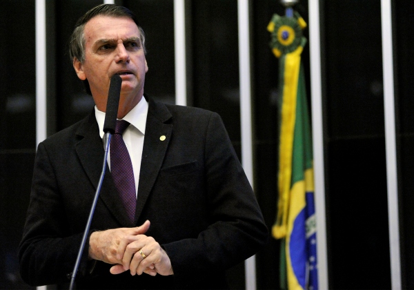  Bolsonaro se diz vítima de campanha para ‘assassinar’ sua reputação