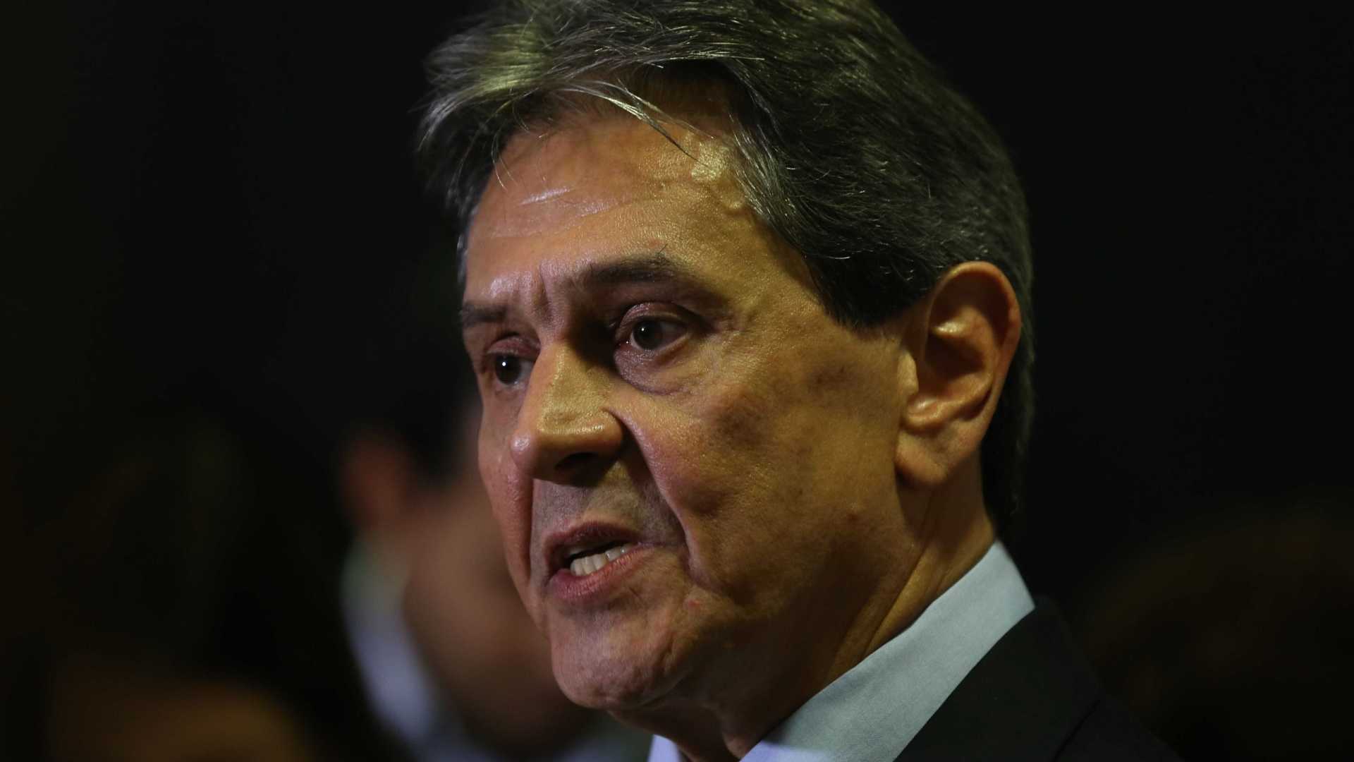  Sem Cristiane, governo decide manter interino no Trabalho até março