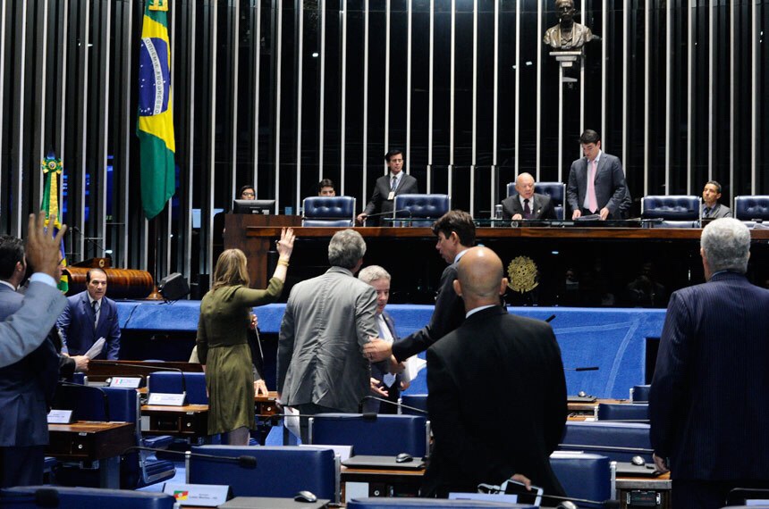  Senado aprova três projetos para combater misoginia e violência contra a mulher