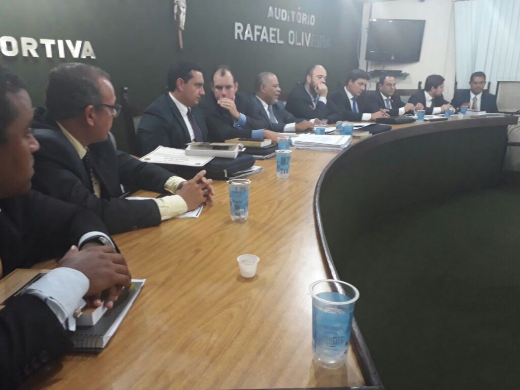 Maioria do Tribunal Pleno vota por manutenção de pena e Vitória segue no Baianão
