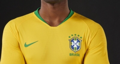  Brasil lança oficialmente uniformes da Copa; veja