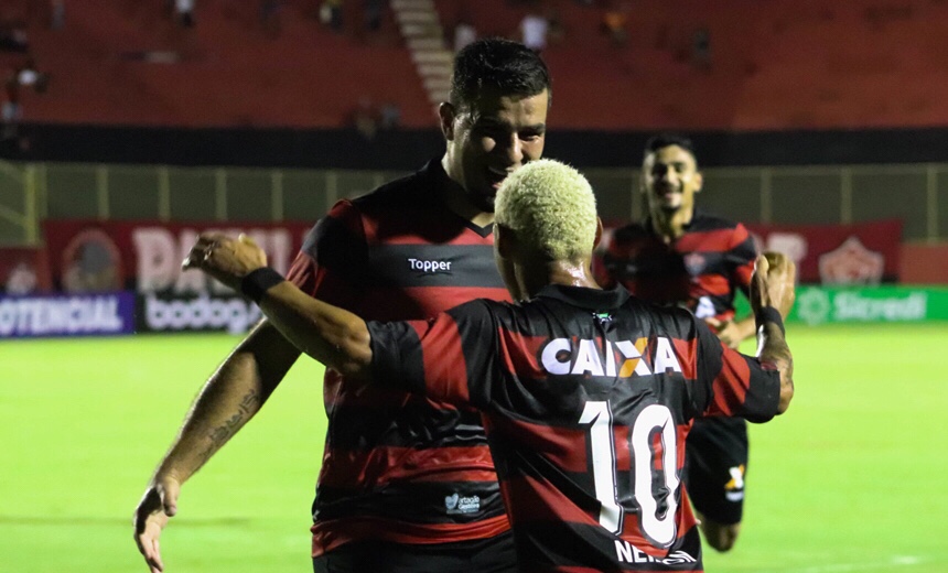  Apesar de apagão, jogo entre Vitória e Ferroviário será realizado em Fortaleza