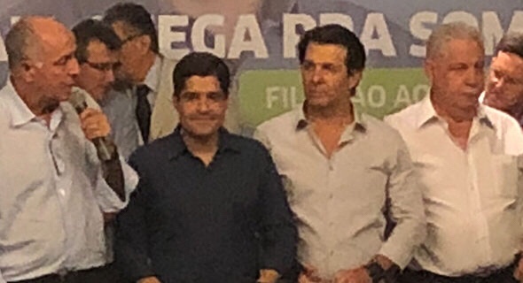  Arthur Maia se filia ao DEM e marca mudança na perspectiva de candidatura de Neto