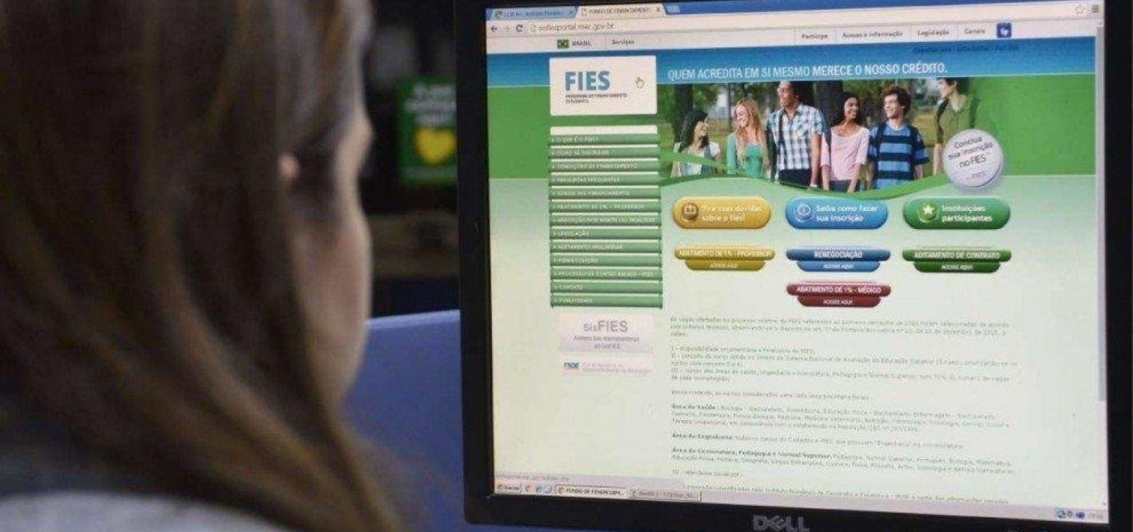  Estudantes têm até amanhã para renovar contratos do Fies