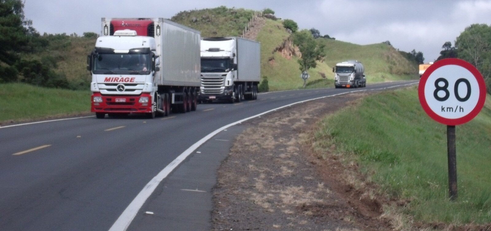 Caminhoneiros mantêm bloqueios na Bahia, apesar de ‘acordo’ com governo