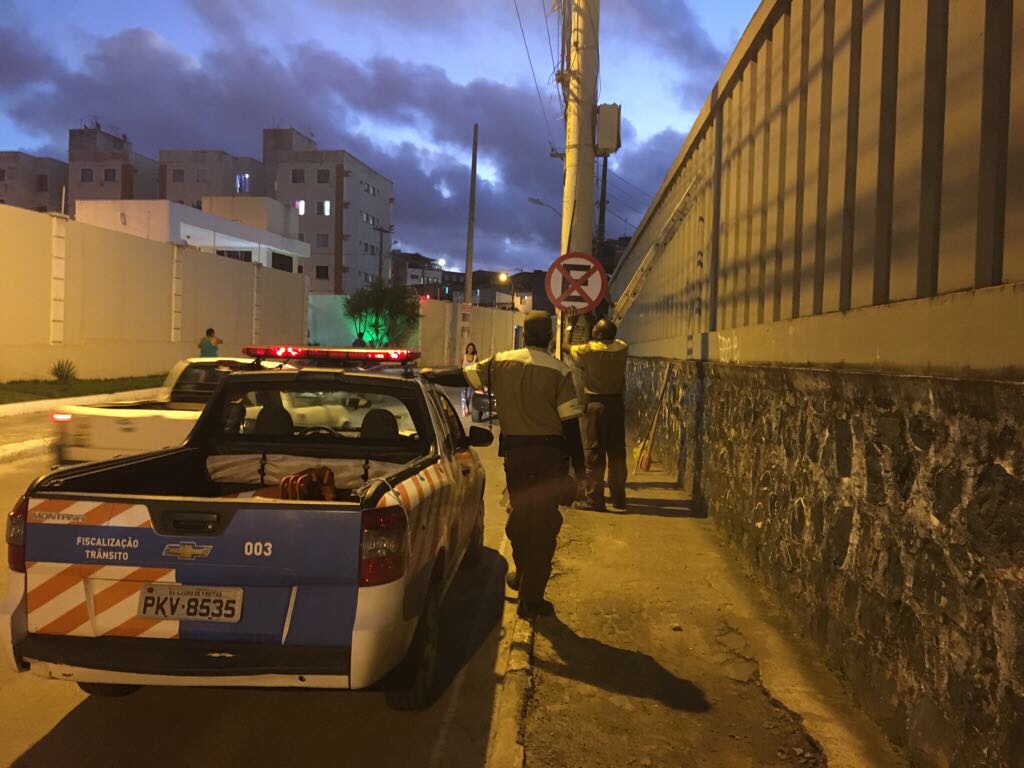Itinga: Condomínios Vida Bela 1 e 2 ganham ponto de ônibus; localidade foi toda sinalizada pela SETTOP