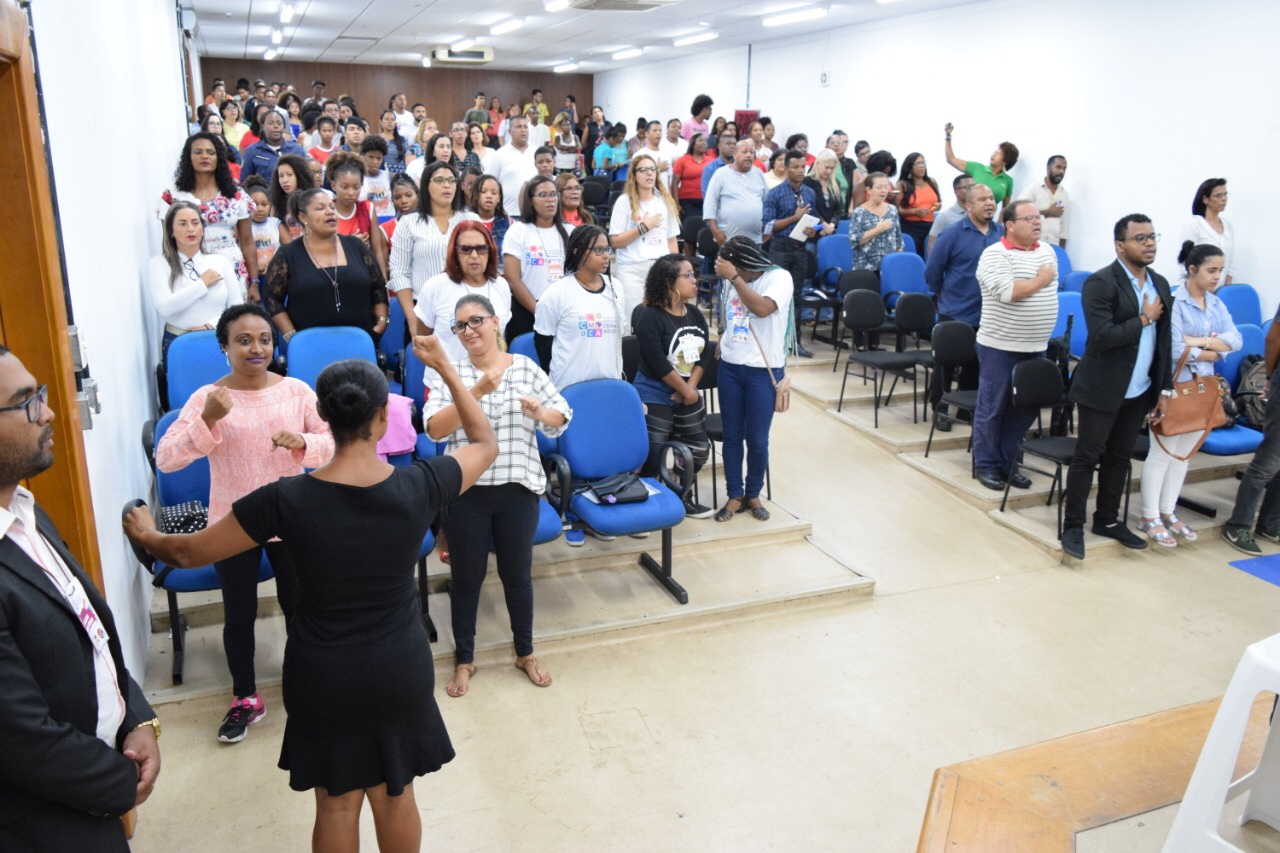  Iniciada a VIII Conferência Municipal dos Direitos da Criança e do adolescente