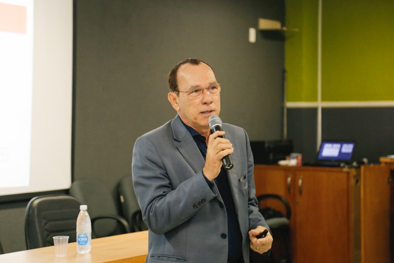 Secretário apresenta ações da SEFAZ ao segmento empresarial de Lauro de Freitas
