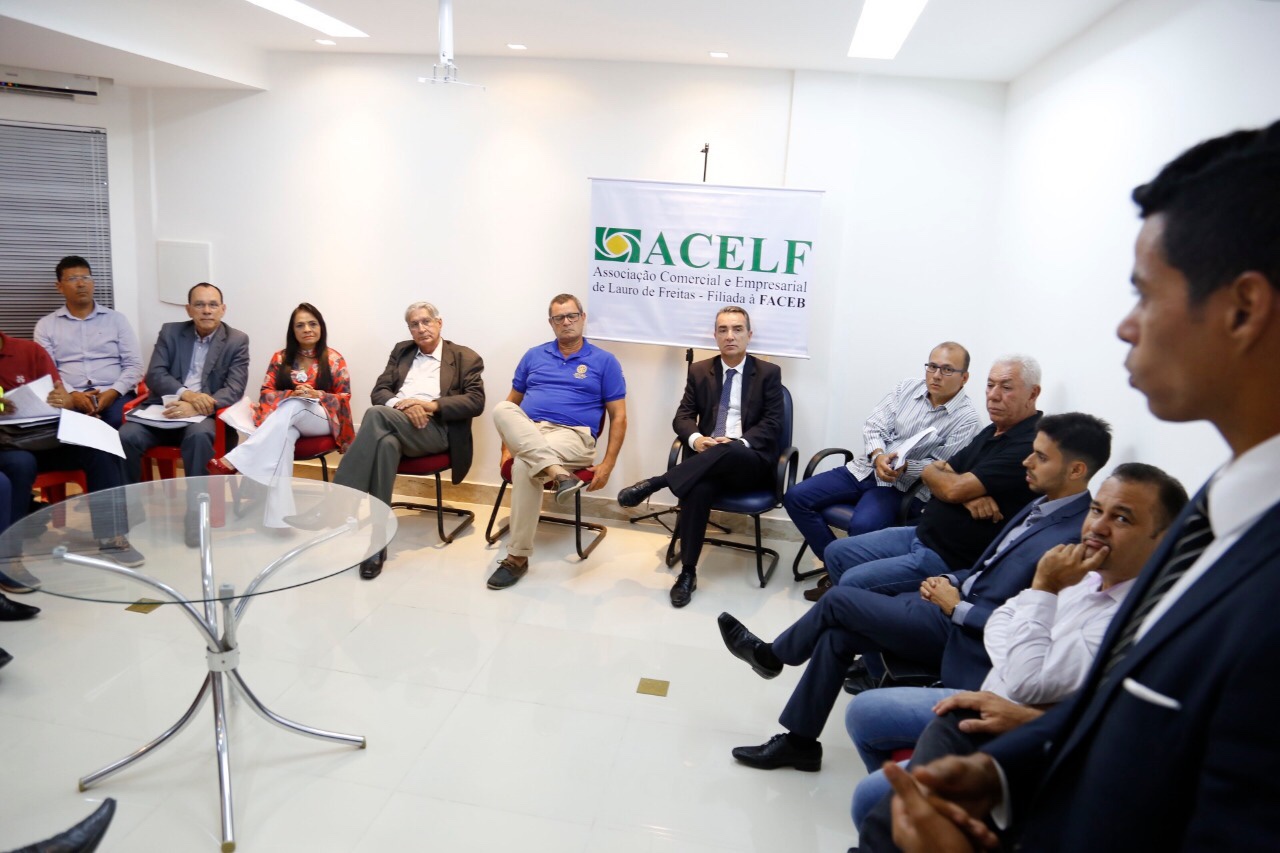  Prefeita de Lauro de Freitas responde nesta terça feira (29) propostas sobre IPTU