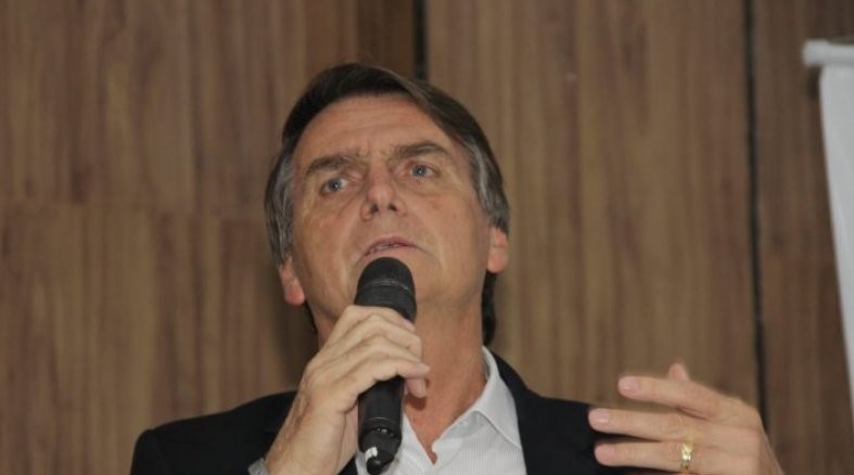  Partido de Bolsonaro criou candidata laranja para usar verba pública de R$ 400 mil, diz jornal