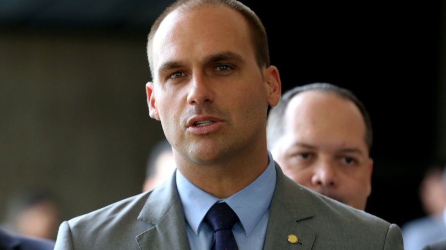 MPF entra com ação para impedir Eduardo Bolsonaro na embaixada dos EUA