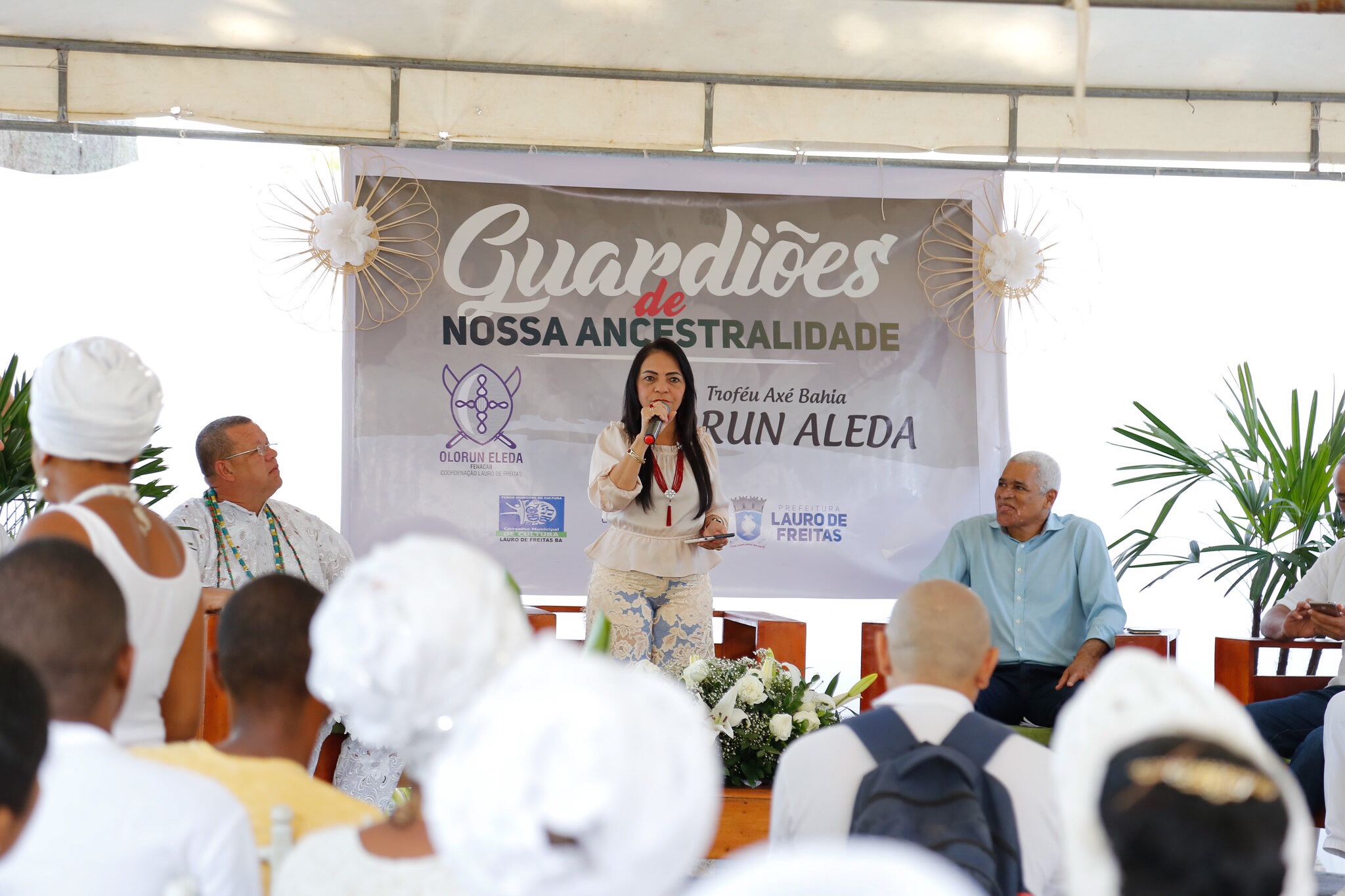  Sacerdotes de religião de matriz africana de Lauro de Freitas são homenageados