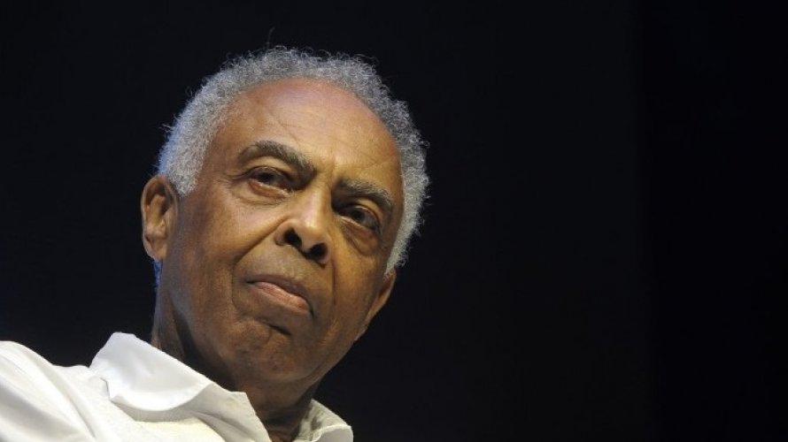  “Está cada vez mais perto”, diz Gilberto Gil após gritos de “Lula livre” em show