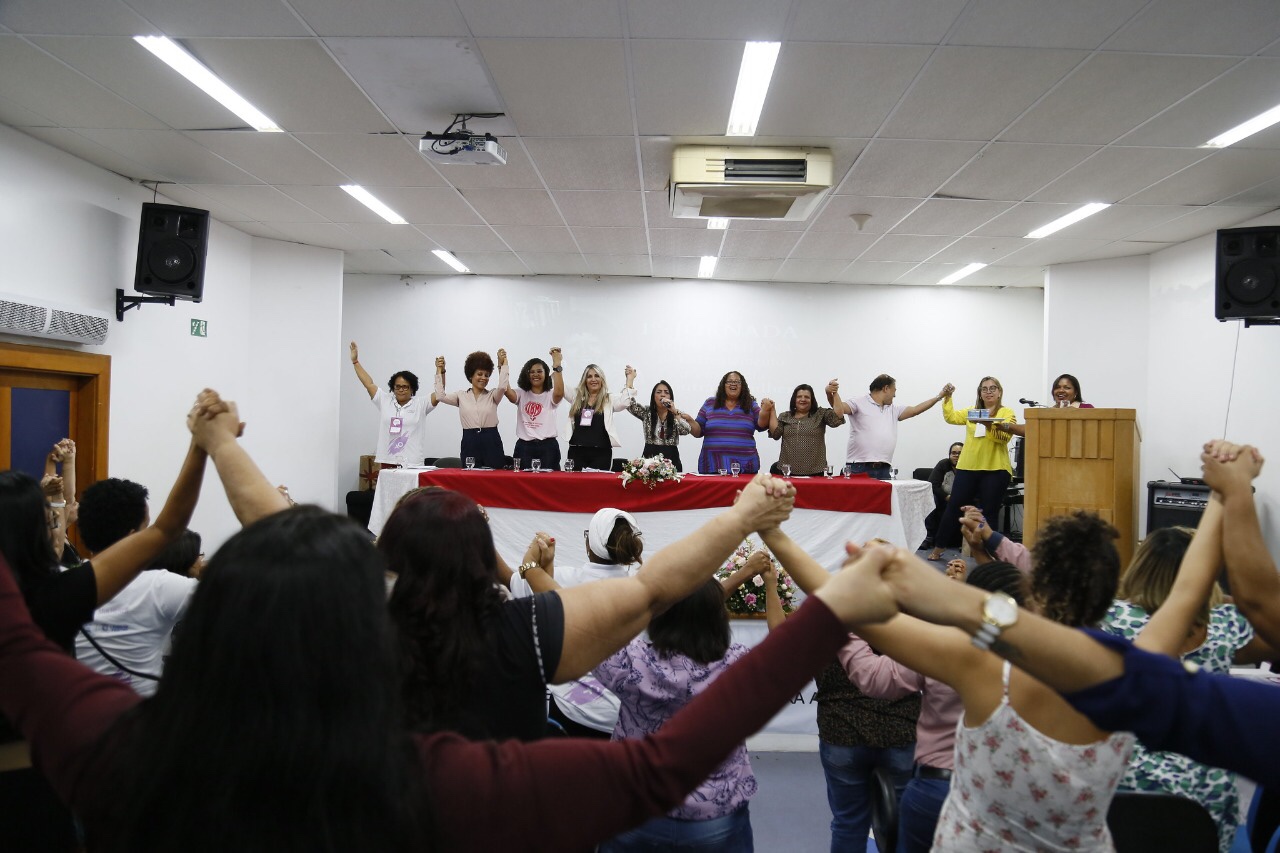  Lauro de Freitas propõe rede metropolitana no enfrentamento da violência contra mulheres