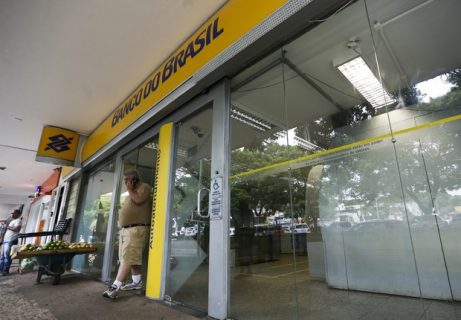 Caixa, Banco do Brasil e Santander prometem desconto de 90% em renegociações