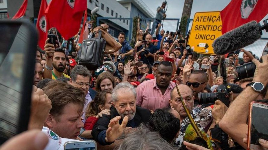  Lula deve retomar agenda partidária e dar corda a candidatura em 2022