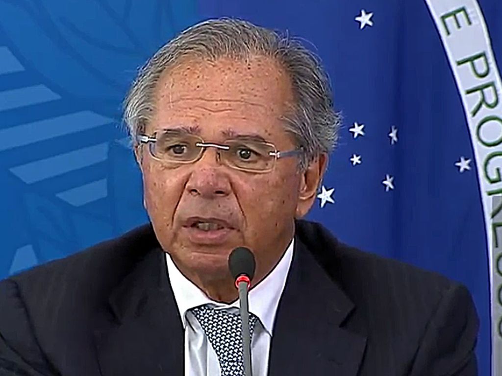 Contra projeto ‘bomba’, Guedes negocia repasse de até R$ 40 bi a Estados e municípios