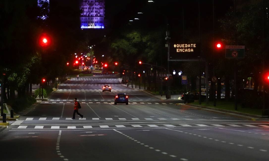 Buenos Aires anuncia multas de até R$ 6,2 mil para quem não usar máscaras