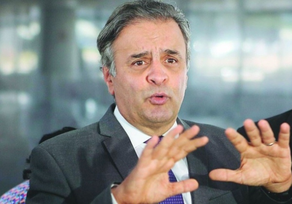 PGR denuncia Aécio Neves por embolsar R$ 65 milhões em propinas