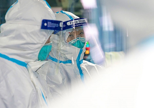 Covid-19: cientistas chineses anunciam descoberta para tratar e prevenir doença