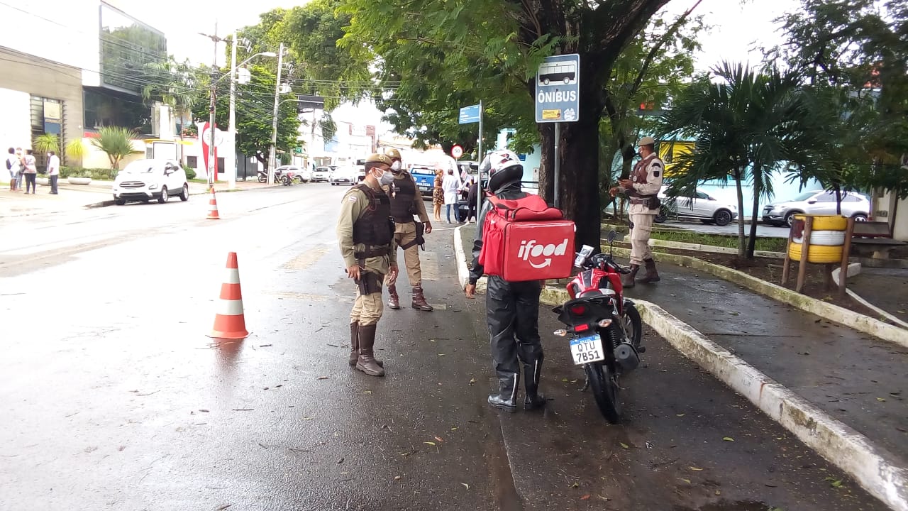  52ª CIPM realiza intensificação de policiamento em Lauro de Freitas