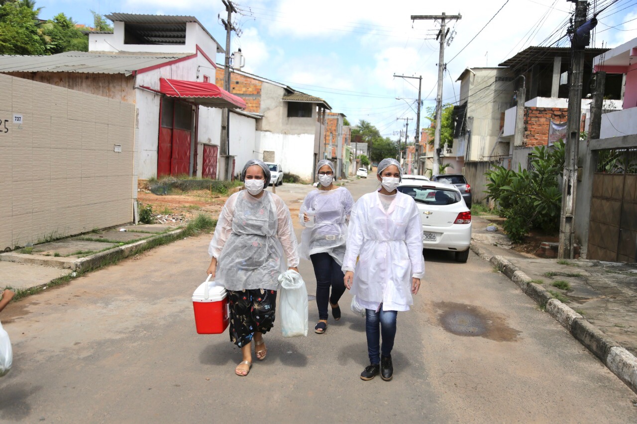 Vacinação em domicílio contra a Influenza H1N1 é realizada em Lauro de Freitas