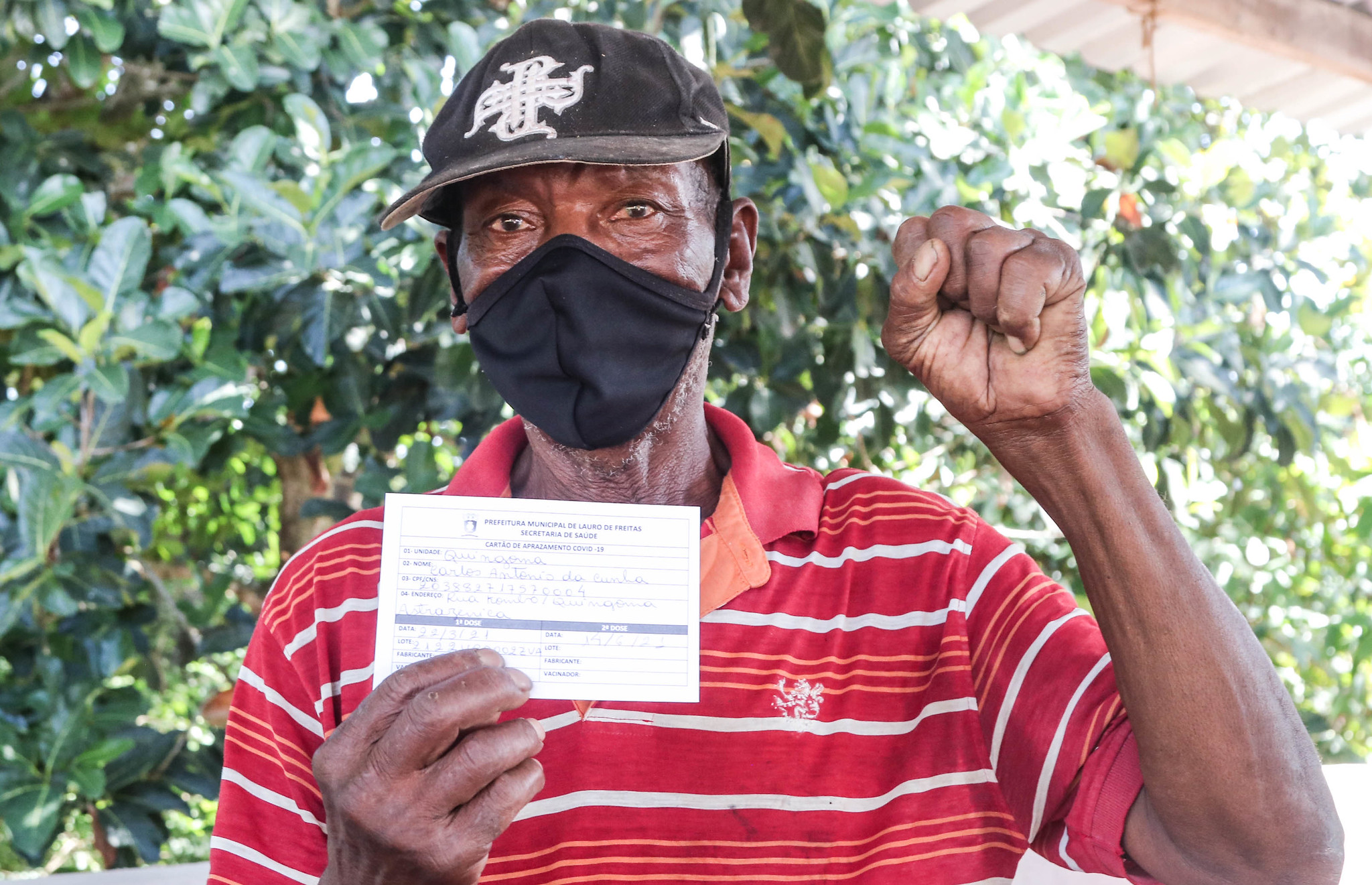 Lauro de Freitas imuniza quilombolas e amplia vacinação para idosos com 69 anos ou mais nesta terça (23)